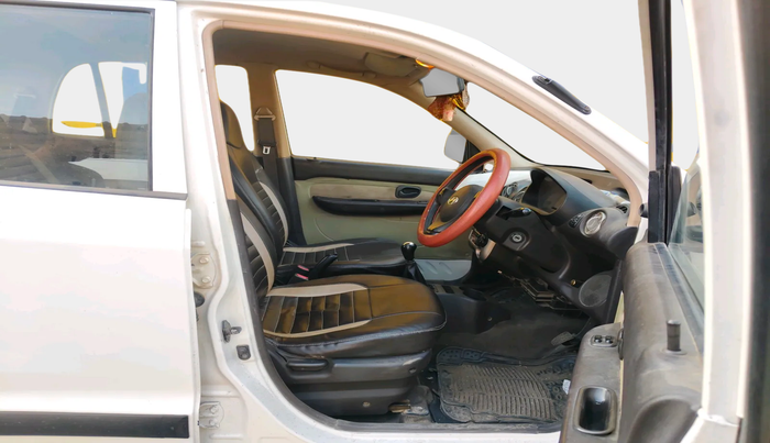 2013 Hyundai Santro Xing GLS, Petrol, Manual, 2,00,334 km, interior