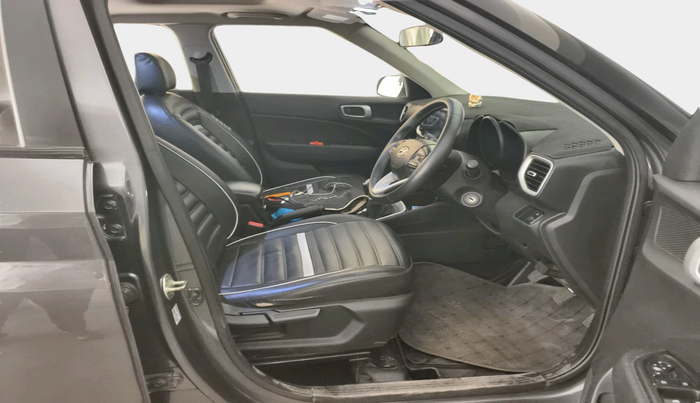 2020 Hyundai VENUE SX 1.0 TURBO, Petrol, Manual, 75,497 km, interior