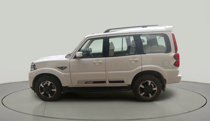 2025 Mahindra SCORPIO CLASSIC S11 7STR, Diesel, Manual, 5,622 km, exterior