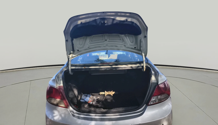 2014 Hyundai Verna FLUIDIC 1.6 CRDI SX, Diesel, Manual, 95,149 km, exterior