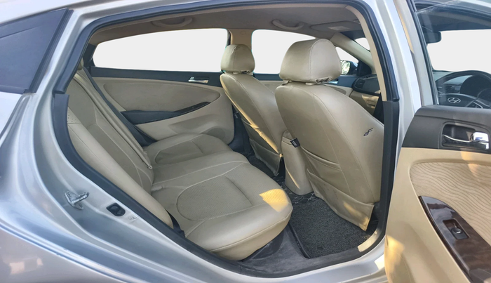 2014 Hyundai Verna FLUIDIC 1.6 CRDI SX, Diesel, Manual, 95,149 km, interior