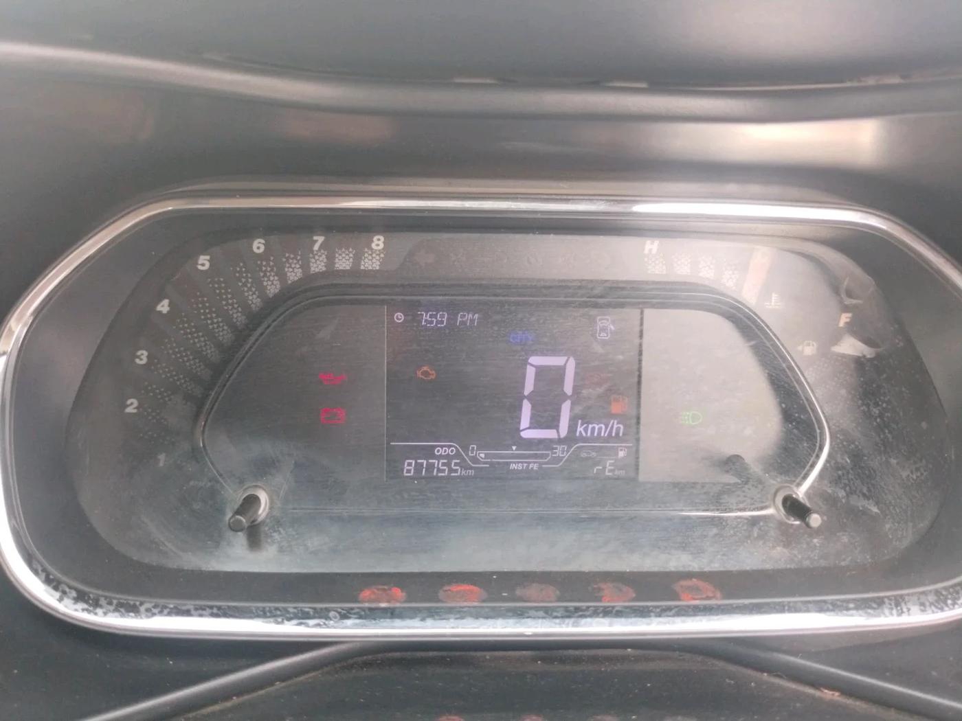 2020 Tata NEXON XM PETROL, CNG, Manual, 87,755 km, interior