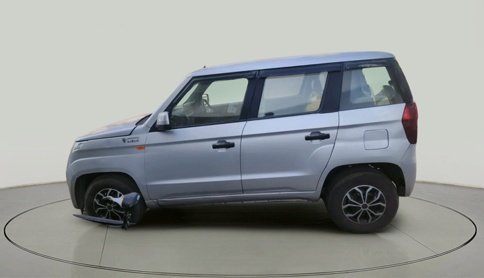 2016 Mahindra TUV300 T4, Diesel, Manual, 2,06,549 km, exterior