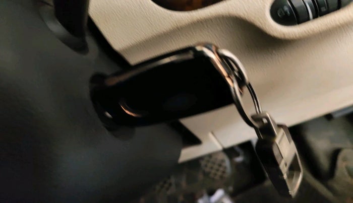 2014 Volkswagen Jetta TRENDLINE TDI, Diesel, Manual, 1,24,618 km, interior