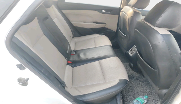 2018 Hyundai Verna 1.6 SX (O) CRDI MT, Diesel, Manual, 90,977 km, interior