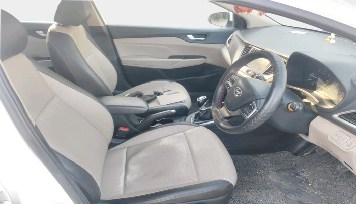 2018 Hyundai Verna 1.6 SX (O) CRDI MT, Diesel, Manual, 90,977 km, interior