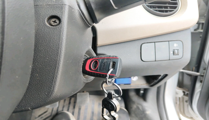 2019 Hyundai Grand i10 SPORTZ 1.2 KAPPA VTVT, Petrol, Manual, 83,007 km, interior