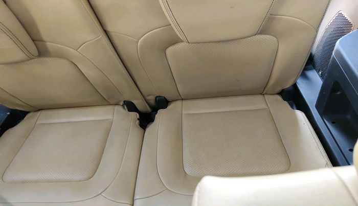 2021 Tata Safari XZA PLUS ADVENTURE, Diesel, Automatic, 1,02,673 km, interior