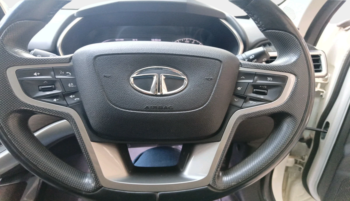 2022 Tata Harrier XZA PLUS 2.0L DUAL TONE, Diesel, Automatic, 33,633 km, interior