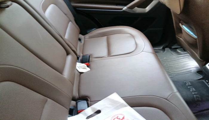 2022 Tata Harrier XZA PLUS 2.0L DUAL TONE, Diesel, Automatic, 33,633 km, interior