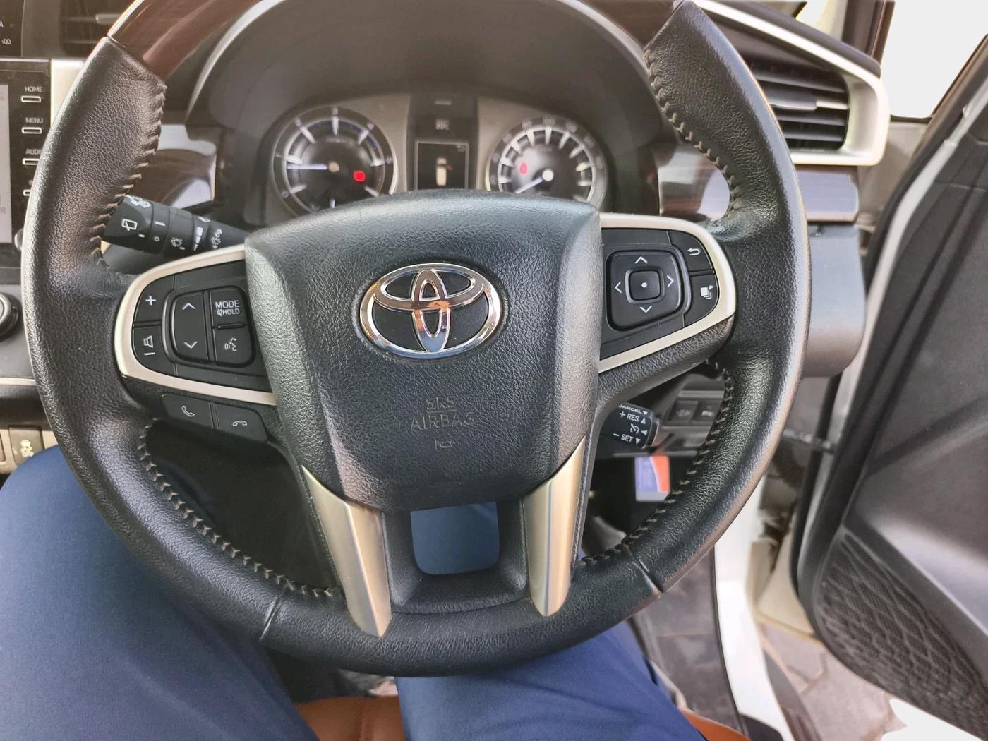 2023 Toyota Innova Crysta 2.4 VX 7STR, Diesel, Manual, 77,183 km, interior