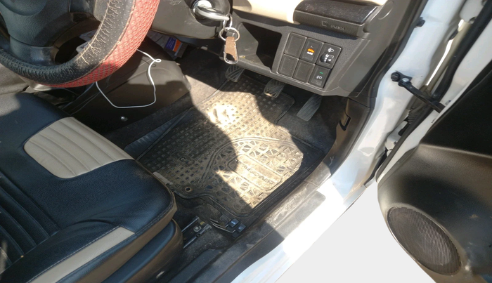 2017 Maruti Wagon R 1.0 VXI, Petrol, Manual, 19,336 km, interior