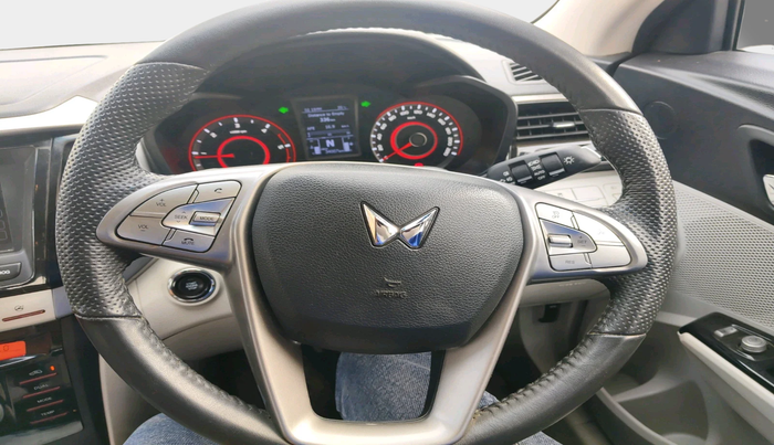 2023 Mahindra XUV300 W8 1.5 DIESEL AMT, Diesel, Automatic, 34,007 km, interior