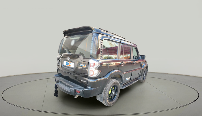 2016 Mahindra Scorpio S10, Diesel, Manual, 91,983 km, exterior