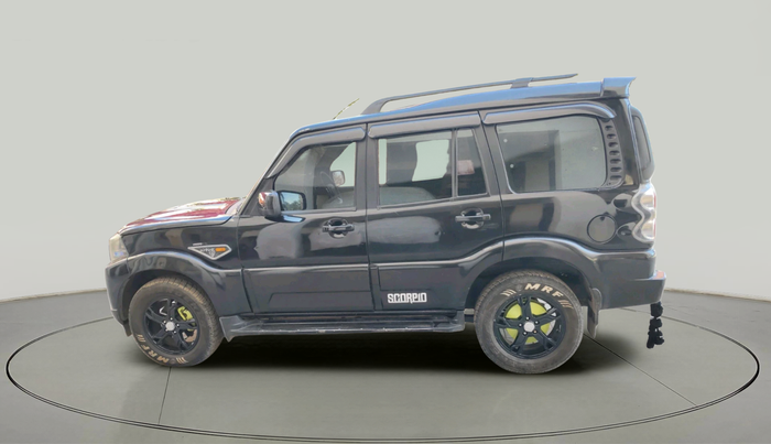 2016 Mahindra Scorpio S10, Diesel, Manual, 91,983 km, exterior