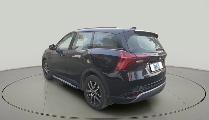 2023 Mahindra XUV700 AX 7 LUXURY D AT 7 STR, Diesel, Automatic, 69,809 km, exterior