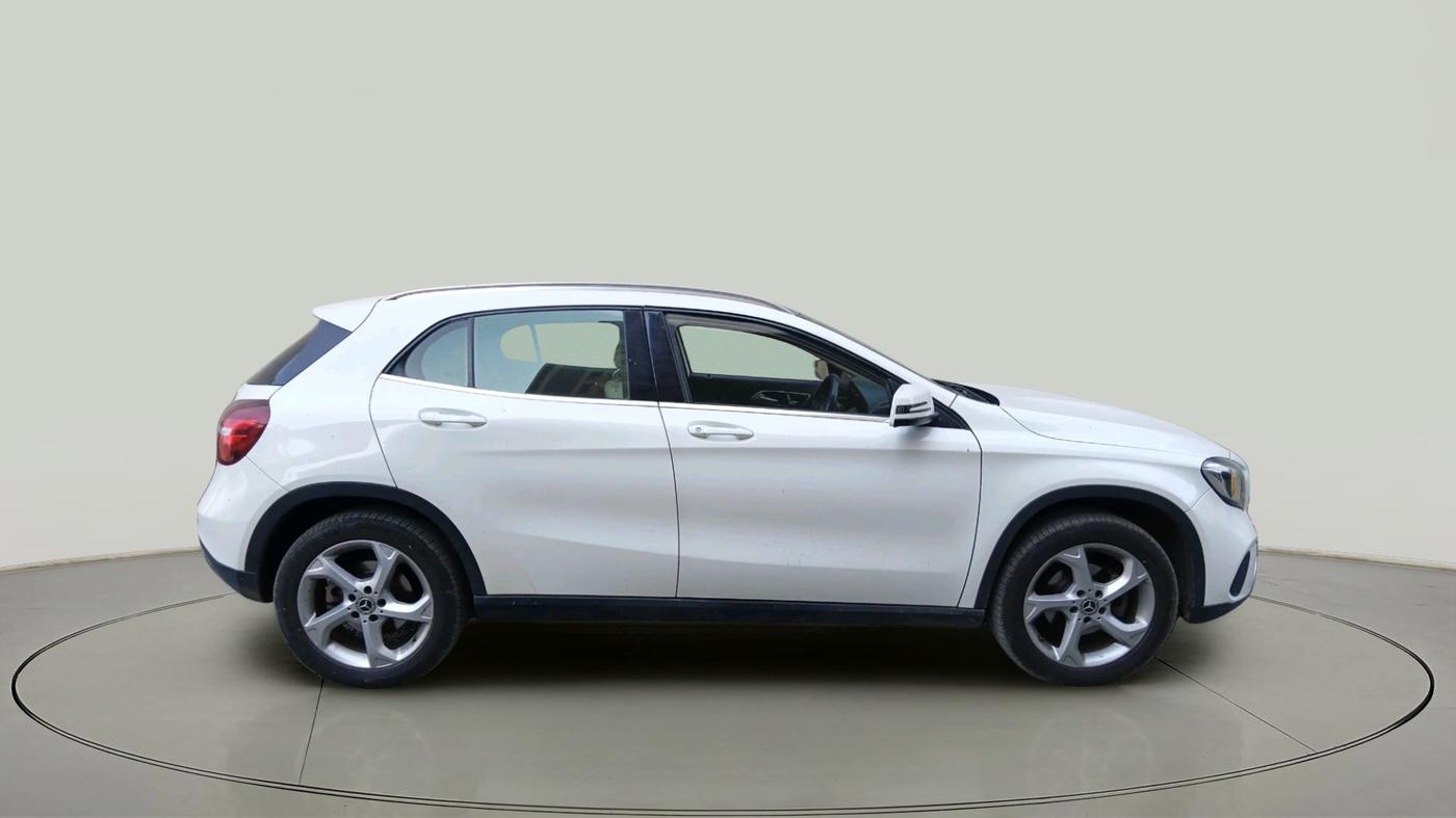 2017 Mercedes Benz GLA Class 200 CDI SPORT, Diesel, Automatic, 1,25,147 km, exterior