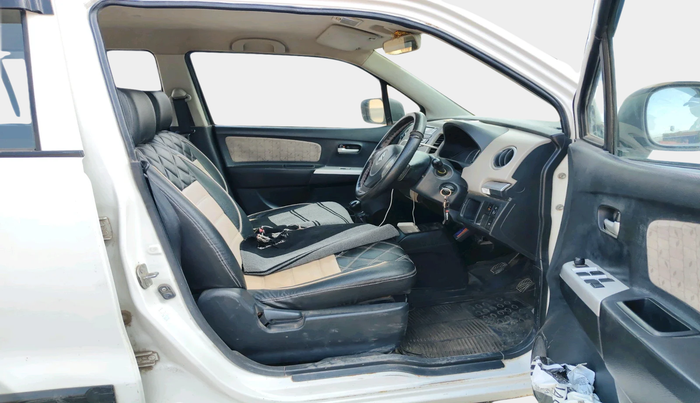2014 Maruti Wagon R 1.0 VXI, Petrol, Manual, 81,723 km, interior
