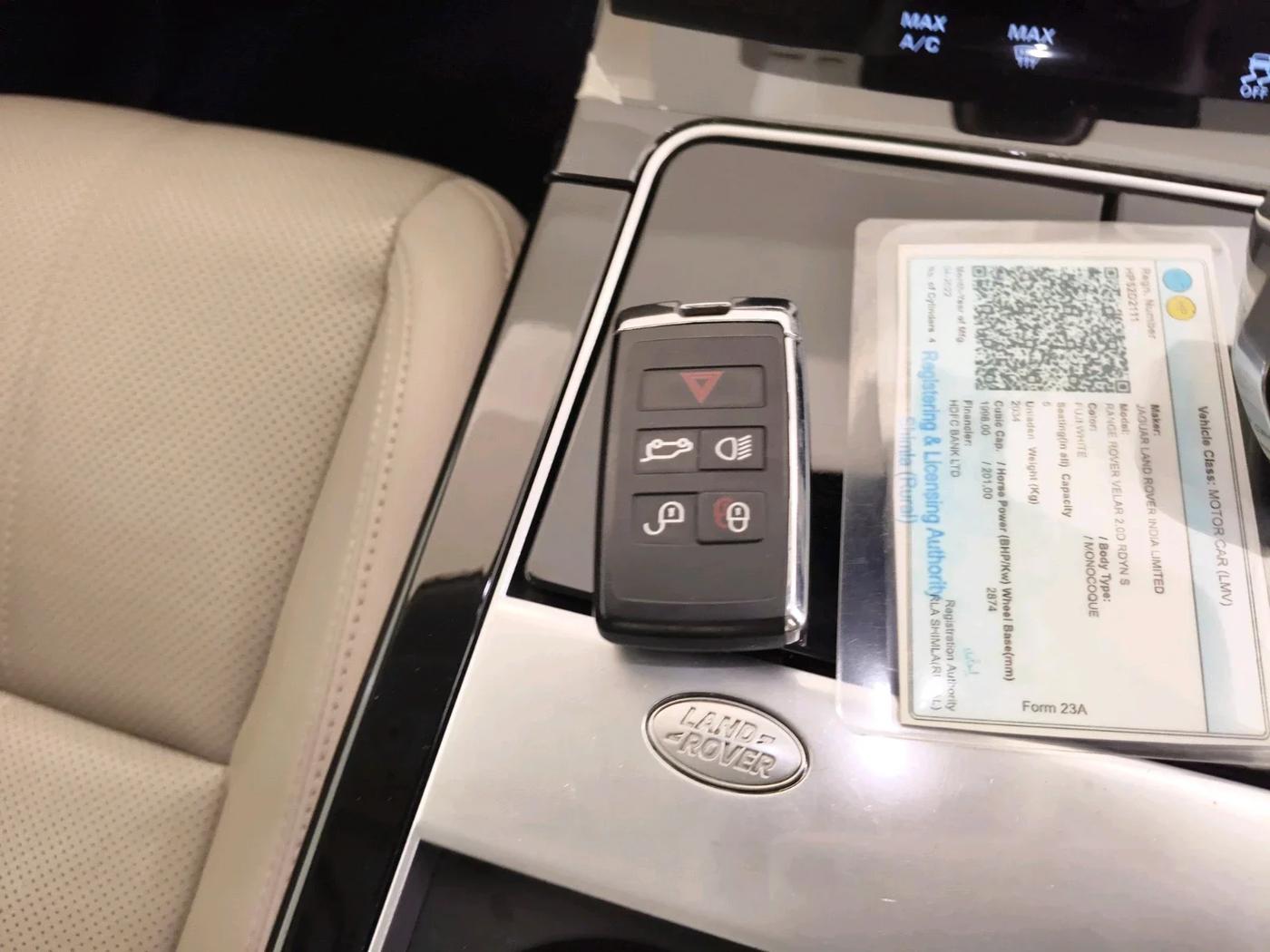 2022 Landrover RANGE ROVER VELAR S R-DYNAMIC 2.0  DIESEL 180, Diesel, Automatic, 44,958 km, interior