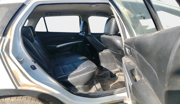 2016 Maruti S Cross ALPHA 1.3, Diesel, Manual, 1,45,013 km, interior