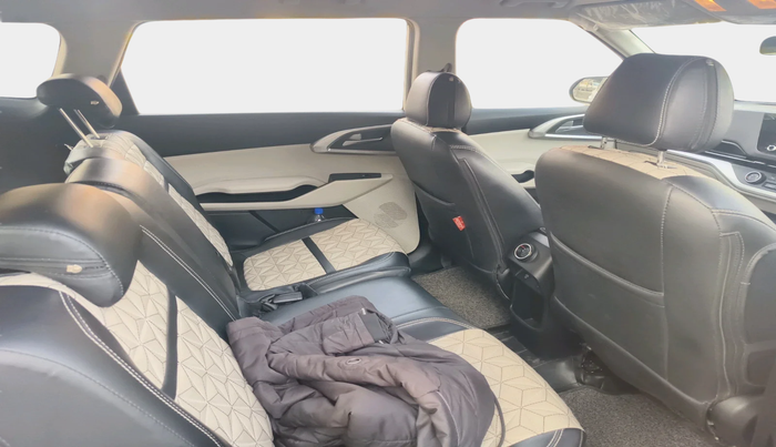 2022 KIA CARENS PRESTIGE 1.5 PETROL 7 STR, Petrol, Manual, 22,999 km, interior