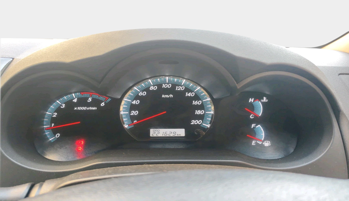 2014 Toyota Fortuner 3.0 4X2 MT, Diesel, Manual, 2,21,629 km, interior