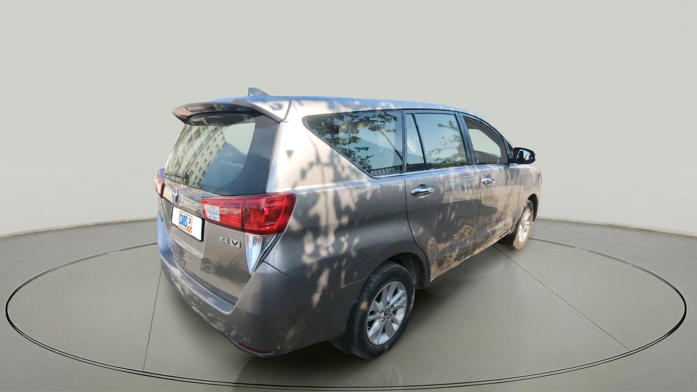 2016 Toyota Innova Crysta 2.4 VX 8 STR, Diesel, Manual, 1,07,235 km, exterior