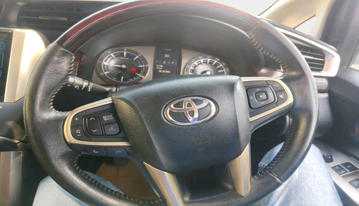 2016 Toyota Innova Crysta 2.4 VX 8 STR, Diesel, Manual, 1,07,235 km, interior