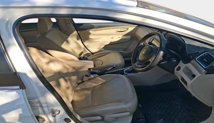 2023 Maruti Ciaz ALPHA  AT 1.5 SHVS PETROL, Petrol, Automatic, 1,14,388 km, interior