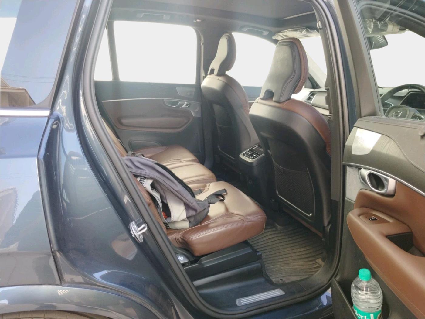 2024 Volvo XC 90 B6 INSCRIPTION, Petrol, Automatic, 16,000 km, interior