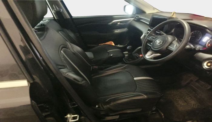 2023 Toyota URBAN CRUISER HYRYDER E NEO DRIVE, Petrol, Manual, 26,757 km, interior