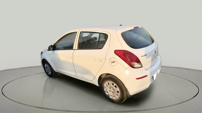 2013 Hyundai i20 MAGNA 1.2, Petrol, Manual, 1,38,431 km, exterior