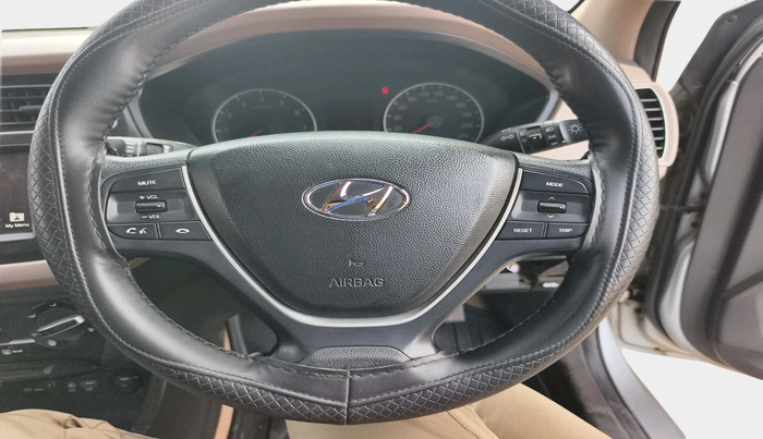 2019 Hyundai Elite i20 SPORTZ PLUS 1.2, CNG, Manual, 1,39,905 km, interior