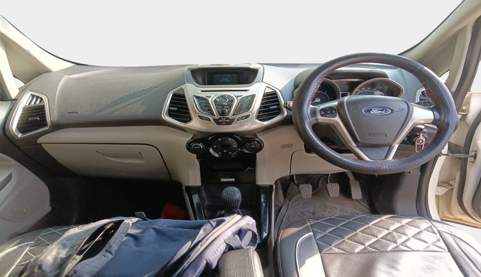2014 Ford Ecosport TITANIUM 1.5L DIESEL, Diesel, Manual, 1,08,827 km, interior