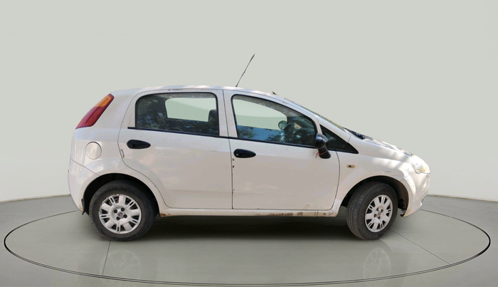 2014 Fiat Grand Punto ACTIVE 1.3, Diesel, Manual, 1,70,298 km, exterior