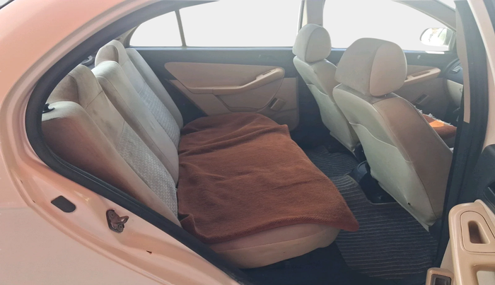 2012 Tata Indica Vista LS QUADRAJET, Diesel, Manual, 73,872 km, interior