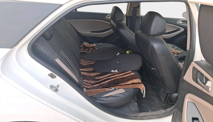 2014 Hyundai Elite i20 ASTA 1.2, Petrol, Manual, 1,16,442 km, interior