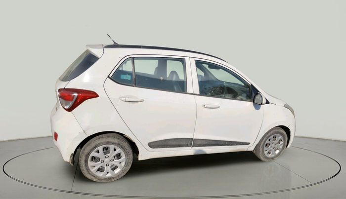 2016 Hyundai Grand i10 SPORTZ 1.2 KAPPA VTVT, Petrol, Manual, 65,522 km, exterior