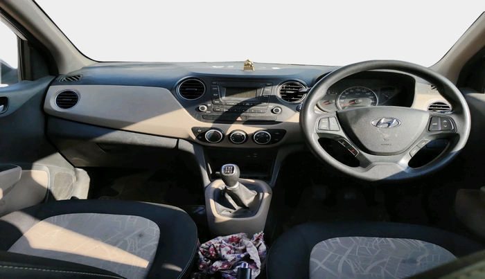 2016 Hyundai Grand i10 SPORTZ 1.2 KAPPA VTVT, Petrol, Manual, 65,522 km, interior