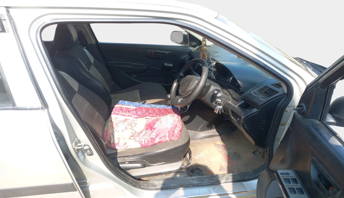 2013 Maruti Swift LXI, Petrol, Manual, 87,270 km, interior