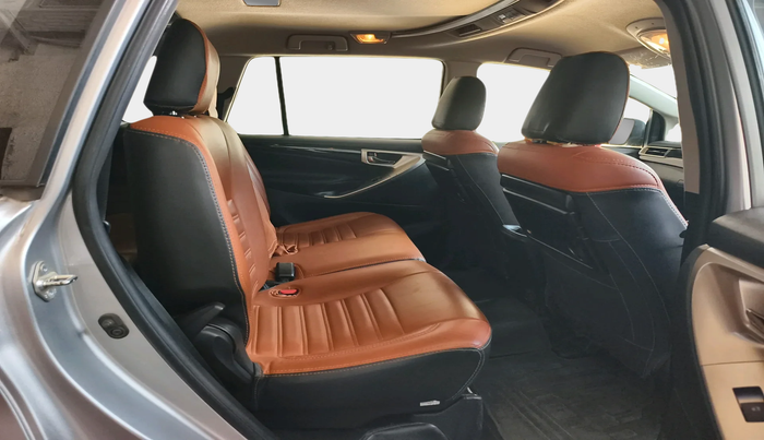 2022 Toyota Innova Crysta 2.4 VX 8 STR, Diesel, Manual, 66,379 km, interior