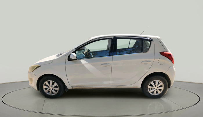 2014 Hyundai i20 SPORTZ 1.4 CRDI, Diesel, Manual, 1,09,379 km, exterior