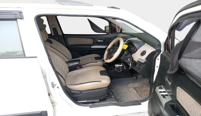2016 Maruti Wagon R 1.0 VXI, Petrol, Manual, 1,18,236 km, interior