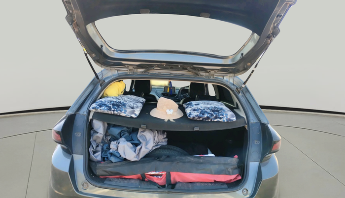 2022 Tata ALTROZ XZ PETROL, Petrol, Manual, 64,234 km, exterior