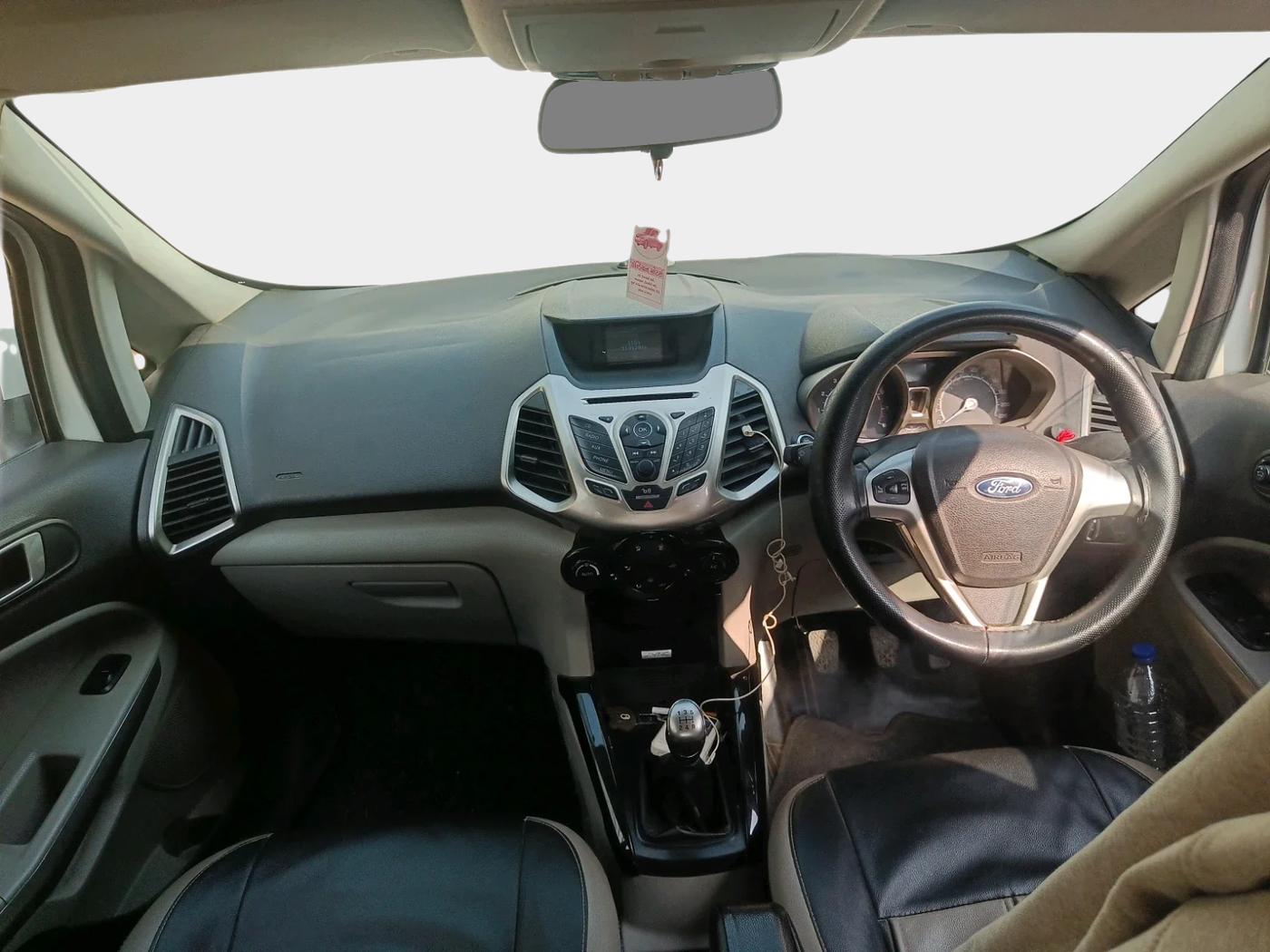 2016 Ford Ecosport TITANIUM 1.5L PETROL, CNG, Manual, 1,04,685 km, interior