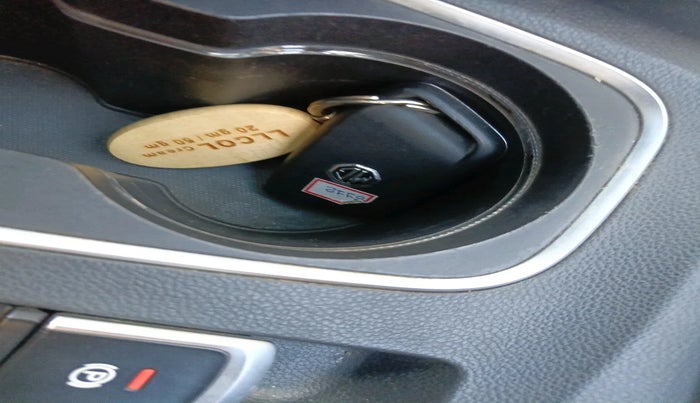 2020 MG HECTOR SHARP 1.5 DCT PETROL, Petrol, Automatic, 76,641 km, interior