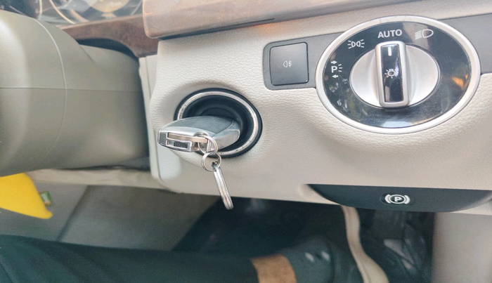 2012 Mercedes Benz E Class E 220 CDI ELEGANCE, Diesel, Automatic, 1,12,724 km, interior