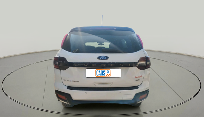 2018 Ford Endeavour TITANIUM 3.2 4X4 AT, Diesel, Automatic, 1,02,939 km, exterior