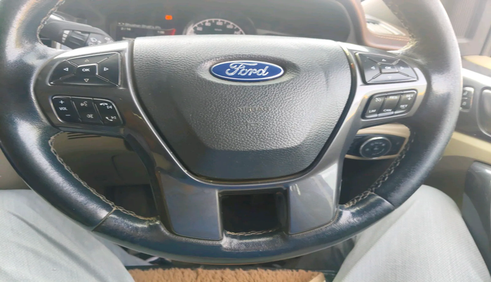 2018 Ford Endeavour TITANIUM 3.2 4X4 AT, Diesel, Automatic, 1,02,939 km, interior