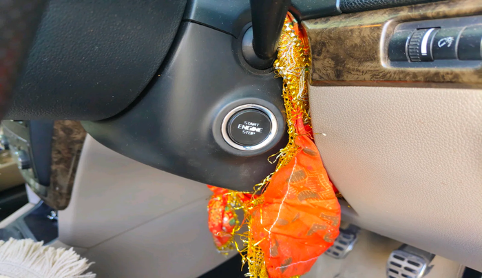 2014 Skoda Yeti ELEGANCE 4 X 2, Diesel, Manual, 2,26,860 km, interior